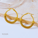 Brinco Vânia, aço inoxidável, circular argola, dourado.