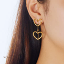 Brinco Lais,aço inoxidável, dourado, coração.