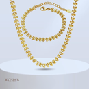 Conjunto Paola, aço inoxidável, cor de ouro trigo, corrente colar e pulseira.