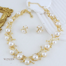 Conjunto Olga, peróla, brinco e colar.