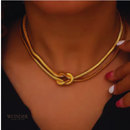 Conjunto Viviane, aço inoxidável, nó corrente,  colar e pulseira.