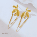 Brinco Florinda, aço inoxidável, dourado.