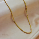 Conjunto Adriana, aço inoxidável, colar e pulseiras, dourado.